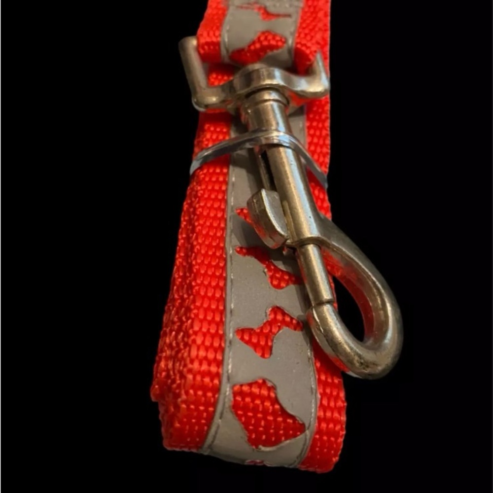 Greenbrier Kennel Club Large Dog Leash 48" Long x 1" Wide Red & Gray Bones NEW - Picture 3 of 5